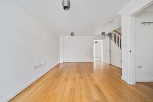 Photo 25- click for photo gallery